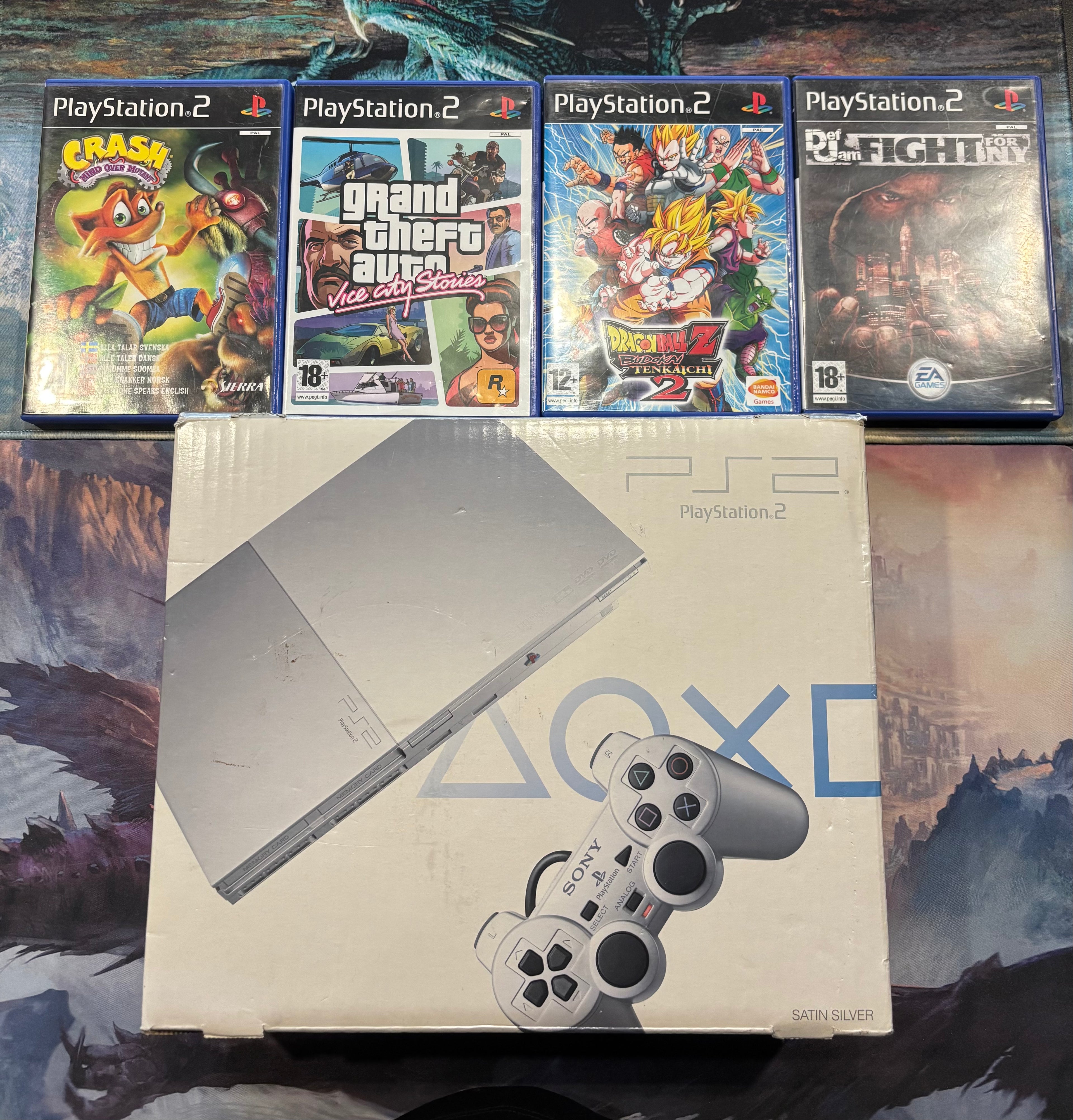 PS2 Silver Satin + 4 games